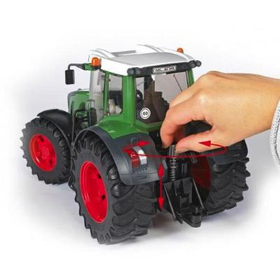 BRUDER TRATTORE FENDT VARIO  
