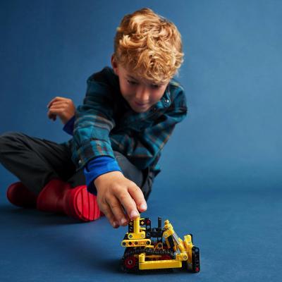 TECHNIC BULLDOZER DA CANTIERE