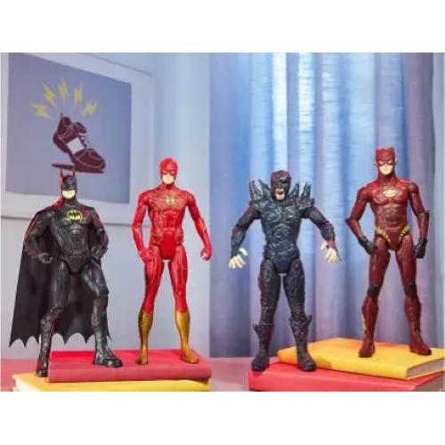 DC COMICS PERSONAGGIO 30CM MODELLI ASSORTITI