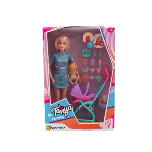 TANYA MAMMA A SPASSO