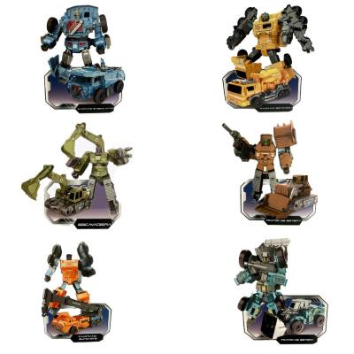 TRAXFIGURE 6 IN 1 MEGA ROBOT TRANSFORMER
