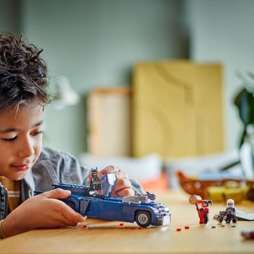 BATMAN CON BATMOBILE VS. HARLEY QUINN E MR. FREEZE