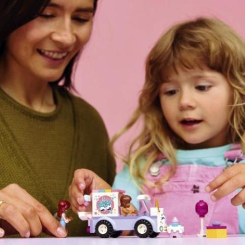 LEGO FRIENDS AUTO UNICORNO PER LA CONSEGNA DELLE TORTE