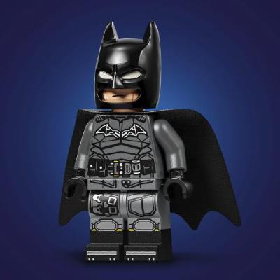 LEGO BATMOBILE DI BATMAN