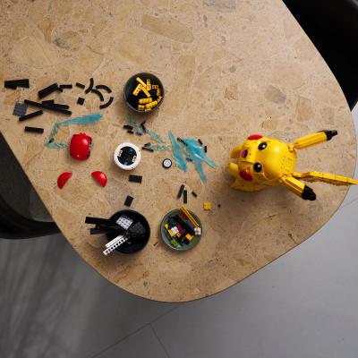 LEGO® POKÉMON PIKACHU E POKÉ BALL