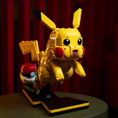 LEGO® POKÉMON PIKACHU E POKÉ BALL