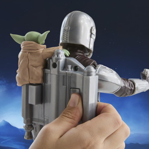 STAR WARS CACCIATORE DI TAGLIE DEL MANDALORIANO E GROGU ELETTRONICO