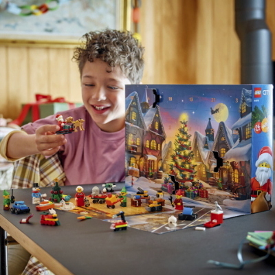 LEGO CALENDARIO AVVENTO CITY BABBO NATALE