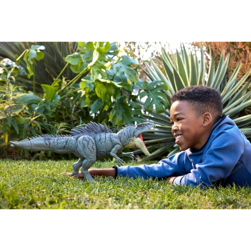 JURASSIC WORLD FALL FEATURE GIGANTOSAURUS