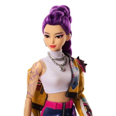 MATTEL K-POP DEMON HUNTERS BAMBOLA RUMI CON OUTFIT REMOVIBILE