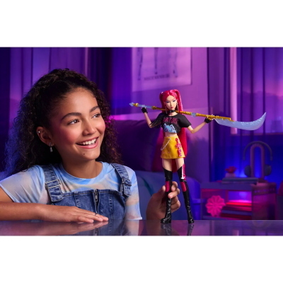 MATTEL K-POP DEMON HUNTERS BAMBOLA MIRA CON OUTFIT REMOVIBILE