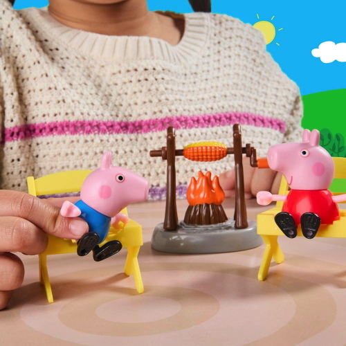 PEPPA PIG CAMPEGGIO IN CARAVAN